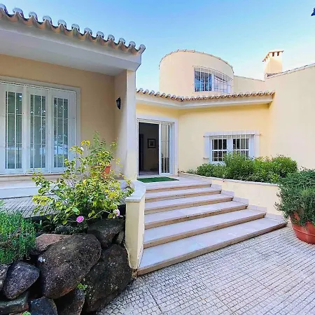 4 With Private Pool In