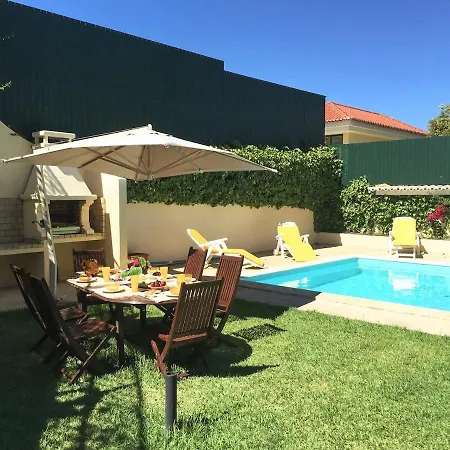 4 With Private Pool In